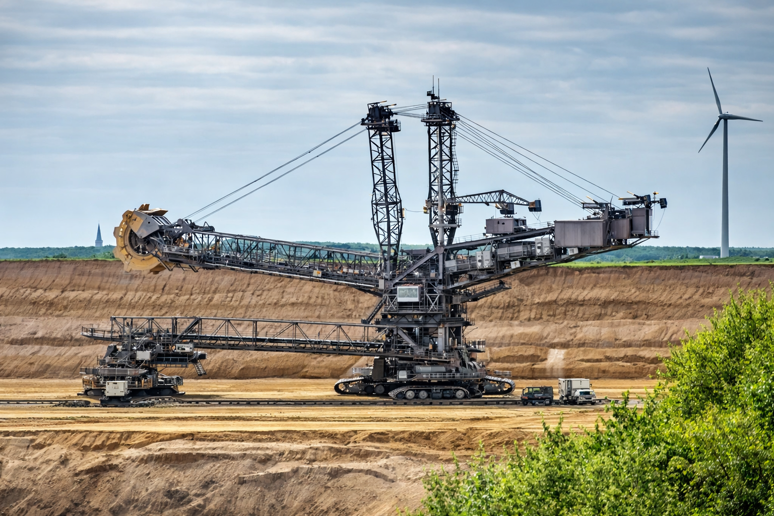 Mineral processing magnetic system setup